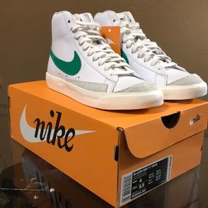 Nike Blazer Mid ‘77 Vintage Shoe.